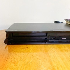 TOSHIBA ブルーレイレコーダーの画像