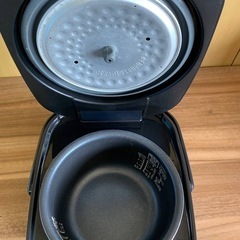 アイリスオーヤマ ジャー炊飯器  RC-MC30-B の画像
