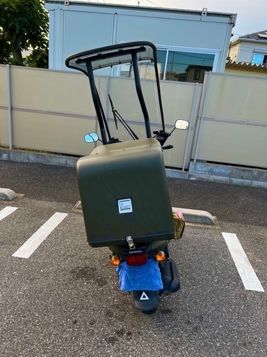 ベンリィ110 屋根付き　大型ボックス付き