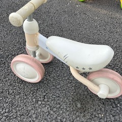 子供用　三輪車の画像
