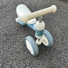 子供用　三輪車の画像