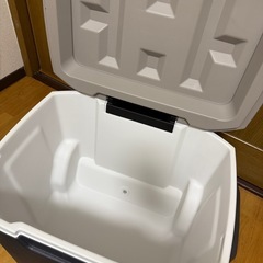 コールマン ホイールクーラー 60QTの画像