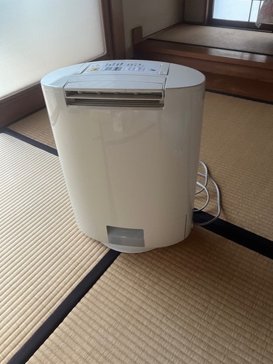 パナソニック除湿機乾燥機 (えいちゃんまん) 健軍町の季節、空調