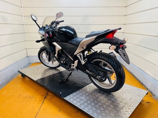 13876km ★始動動画あり★ ホンダ CBR250R MC41　中型　兵庫