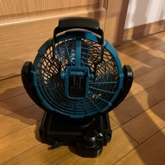 マキタ CF101D 充電式
扇風機の画像