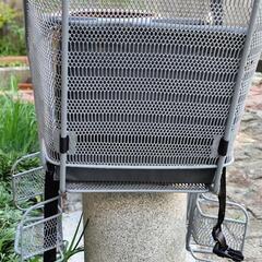 自転車に子供を乗せる補助具の画像