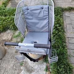 自転車に子供を乗せる補助具の画像