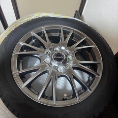 スタッドレスタイヤの画像