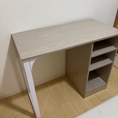 学習机／パソコンデスクの画像