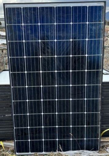 太陽光パネル、ソーラーパネル310w 一枚！