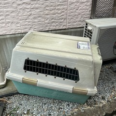 大型犬用キャリーケージの画像