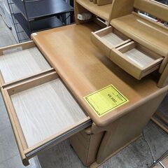 J8533【リユースのサカイ柏店】 学習机 ITOKI クリーニング済の画像