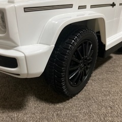 ベンツ　車おもちゃの画像