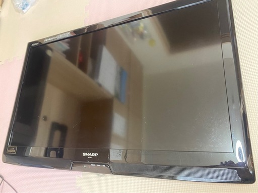 2011年製SHARP AQUOS 32インチ (あーさん) 谷在家のテレビ《液晶テレビ