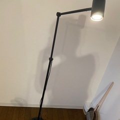 IKEAスタンドライトの画像