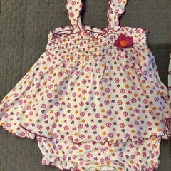 ワンピース　60-70 3つ　ロンパースの画像