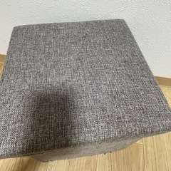 収納椅子の画像