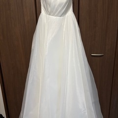 ウェディングドレスの画像