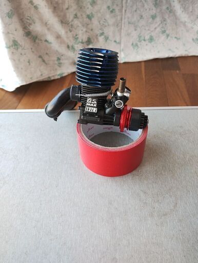 OS製１２TRエンジン 。エンジン横設置型ラジコンカー用 OS製12TRエンジン 。エンジン横設置型ラジコンカー用 - メルカリ