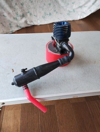 OS製１２TRエンジン 。エンジン横設置型ラジコンカー用 OS製12TRエンジン 。エンジン横設置型ラジコンカー用 (吉四六