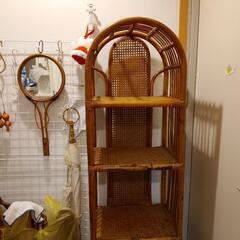 籐家具／飾り棚の画像