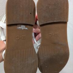 UNIQLO サンダルの画像