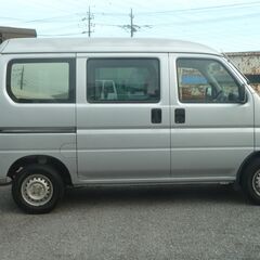 H.18(2006)年 ホンダ アクティバン SDX シルバー  オートマ　パワステ　Wエアバック　純正CD　集中ドアロック　車検9年1月　17325の画像