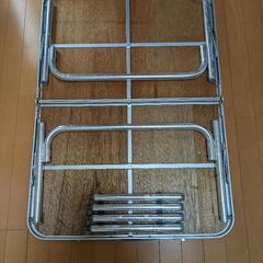 只今商談中　キャンプ用の折りたたみテーブルの画像