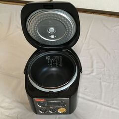Panasonic　電子ジャー炊飯器　３合炊きの画像