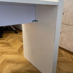 【商談中】オフィステーブル　ネイルテーブル　テーブル　ライト の画像