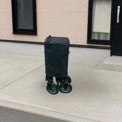 アウトドア　キャリーワゴン　黒の画像