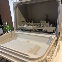 パナソニック　食洗機と食洗機台　の画像