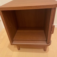 収納棚の画像