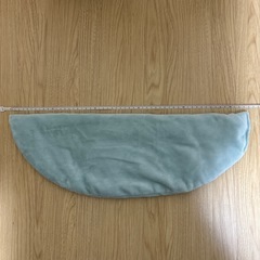 新品　未使用　ネコちゃん用　窓　吸盤取り付けハンモック(ブルー) 足跡右側の画像
