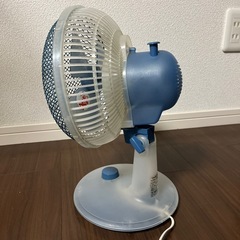 卓上扇風機の画像