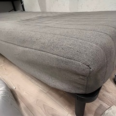 ベッドの画像