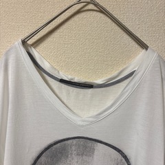 レディース　Vネックカットソーの画像