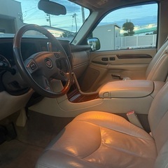 美車　諸費用コミ　キャデラック　エスカレード　ESVの画像