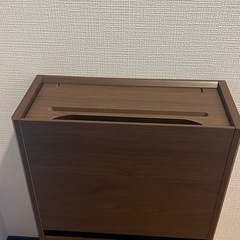 ロボット掃除機収納ラック／ルンバスタンドの画像