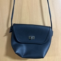 ショルダーバッグの画像