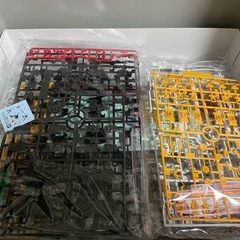 【新品】ガンプラ SIDE-F限定 RGνガンダムの画像