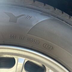 Pirelli powergy ピレリ　パワジー　195/65R15 タイヤ４本　23年製　バリ山の画像
