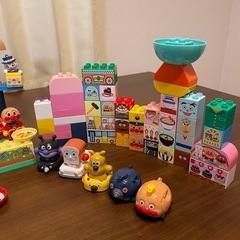 アンパンマン　ブロック　2種類セット　オマケ付きの画像