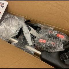 草刈り機 充電式 高性能 21V 4000mAhのバッテリー2つ付　強力電動草刈 高性能の画像