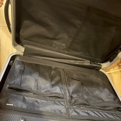 キャリーケースの画像
