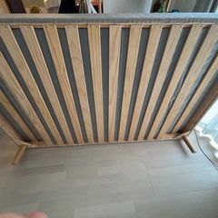 ⭐︎無料⭐︎IKEA セミダブルベッド　SKARER スコーレル 脚付きマットレス セミダブル ベッドの画像