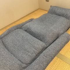 ニトリ　低反発入り肘つきリクライニング座椅子テリーGYの画像
