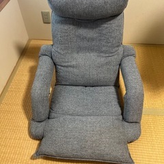 ニトリ　低反発入り肘つきリクライニング座椅子テリーGYの画像