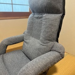 ニトリ　低反発入り肘つきリクライニング座椅子テリーGYの画像