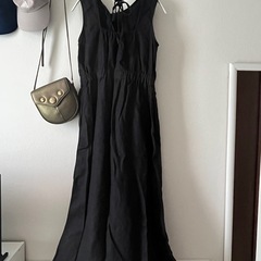 レディース ロングワンピース 黒の画像